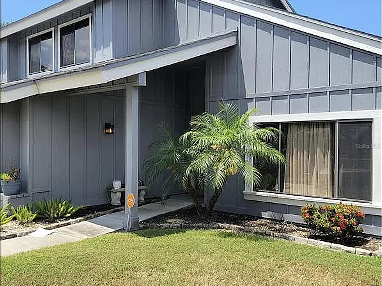 Shady Glen Ln — Photo 2