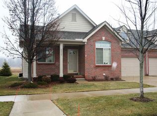 22549 Cass River Dr, Macomb, MI 48042