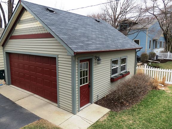 2nd image of 429 S Ashland Ave