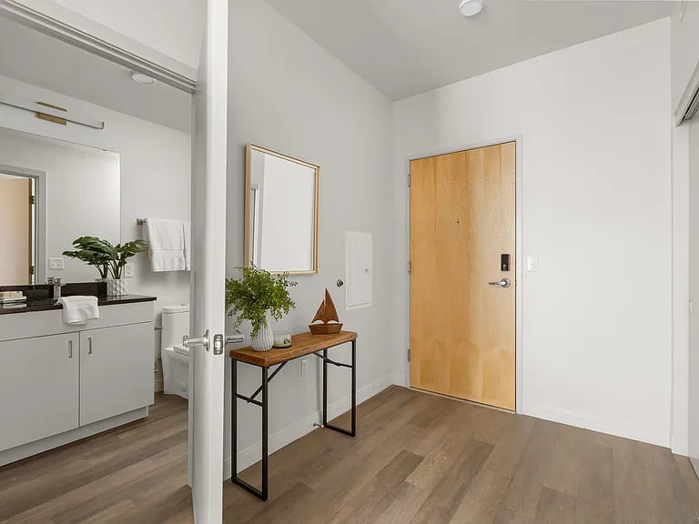 4420 Norfolk Ave #8 — Photo 1