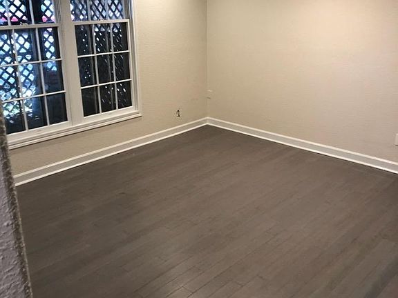 Living area from back to front