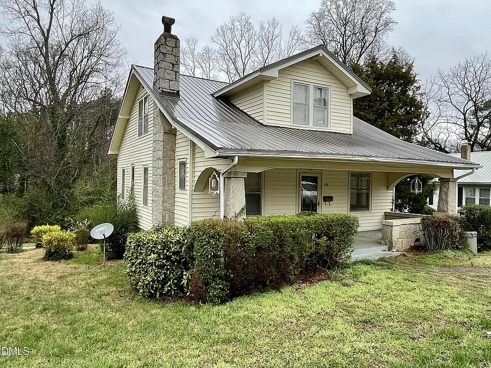 318 W Franklin St
