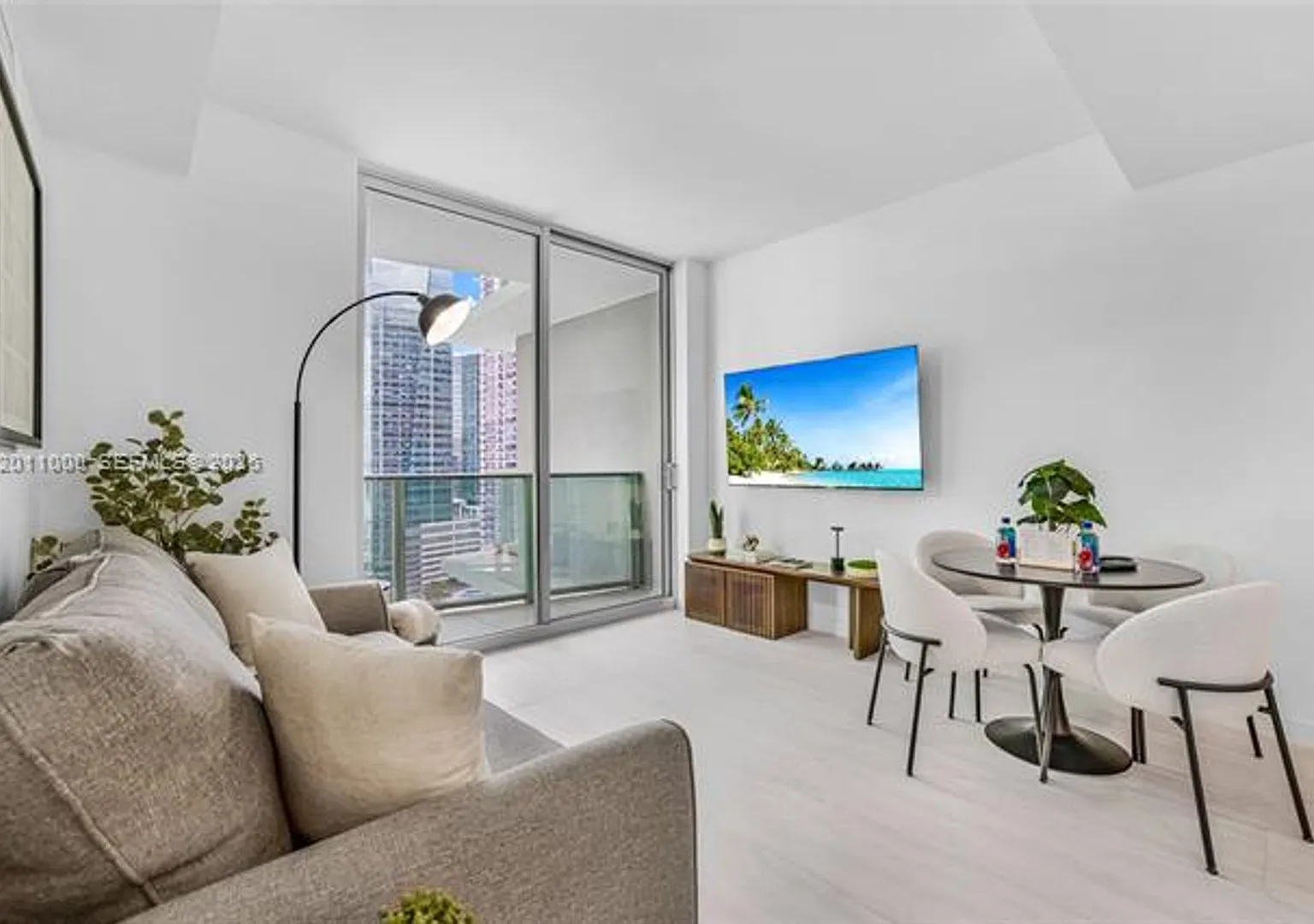 77 SE 5th St cu-3305, Miami, FL 33131 — Photo 3