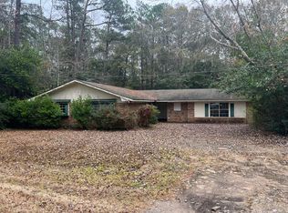 324 Pinewood Dr, Silsbee, TX 77656