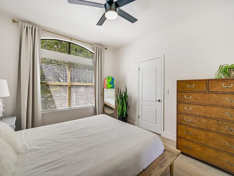 6000 Shepherd Mountain Cv #1304 — Photo 9