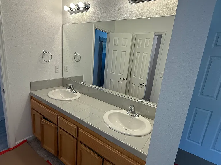 4396 W Vassar Ave — Photo 8