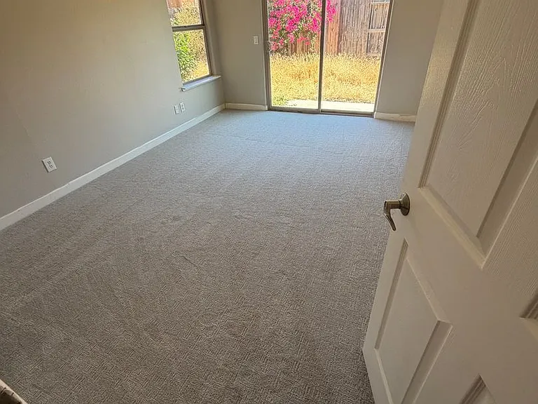 611 Winepress St — Photo 14