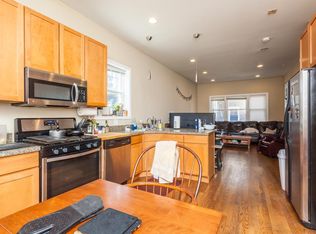 3735 N Janssen Ave #CH, Chicago, IL 60613