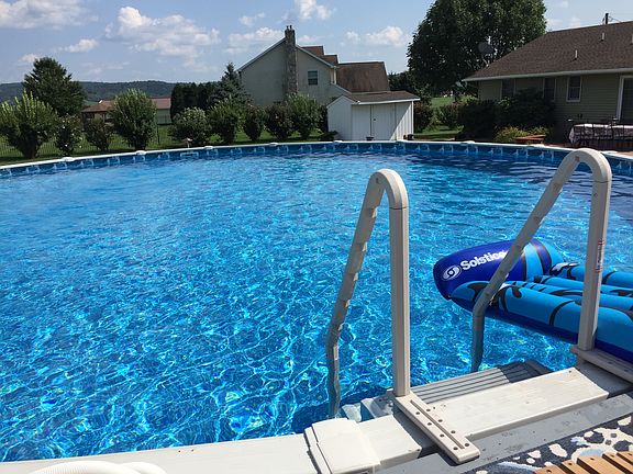 33’ round pool