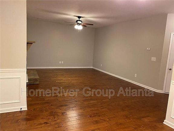 3rd image of 501 Camano Way