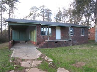 302 Magnolia Dr, Greenwood, SC 29646