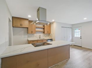 5007 Ridgecreek Dr, Houston, TX 77053