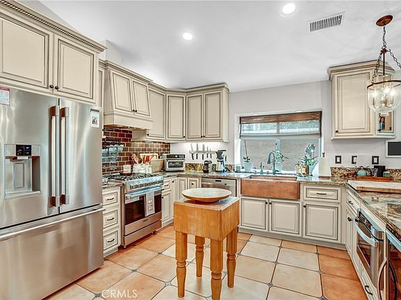 4th image of 19242 Echo Pass Rd