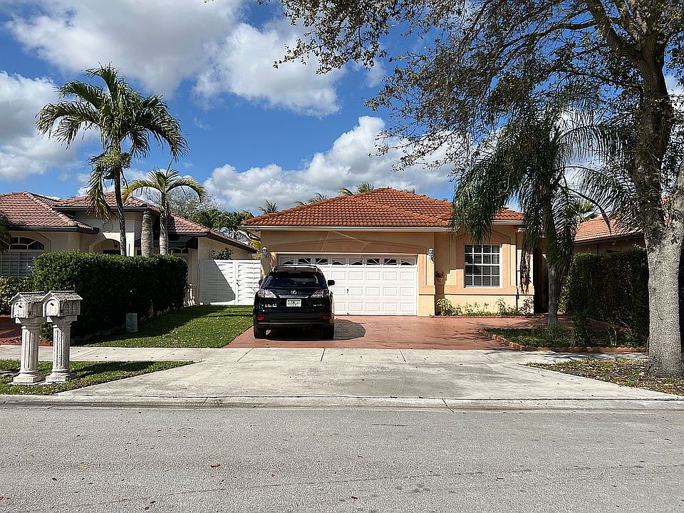 1st image of 8141 NW 200th Ter