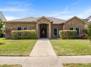 8406 Willowbrook Dr, Rowlett, TX 75088