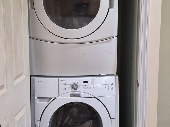 In unit washer and dryer