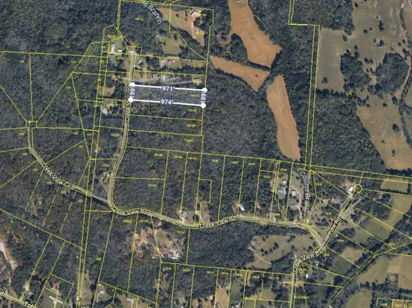 1 Creekview Dr, Columbia, TN 38401