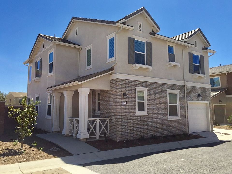 1st image of 16075 Huckleberry Ave