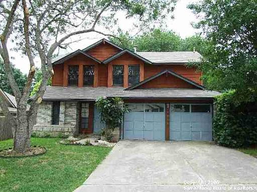 1st image of 13934 LAUREL HOLLOW