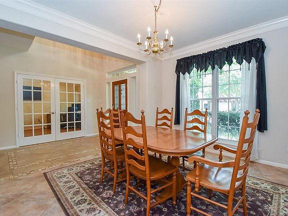 5th image of 10738 Fallsbridge Dr