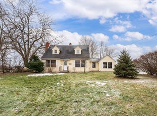 6608 Branch Rd, Benton Harbor, MI 49022