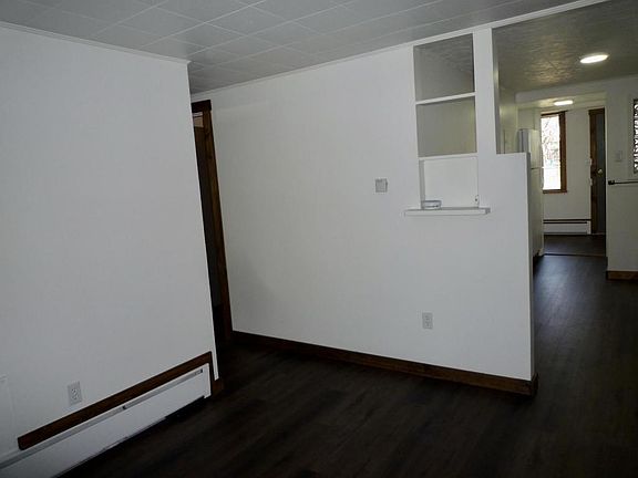 4th image of 620 Washakie St