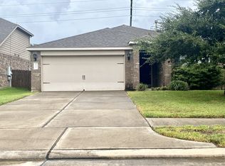 2127 Golden Topaz Dr, Rosharon, TX 77583