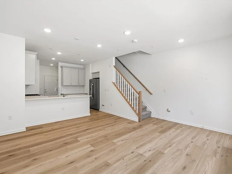 500 Willow St #508 — Photo 9