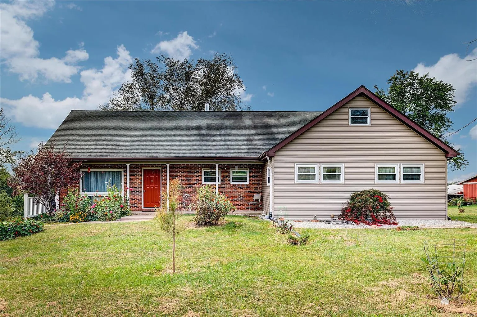 2394 Holtgrewe Rd photo 1