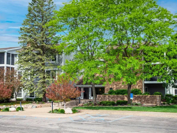 3020 Saint Albans Mill Rd APT 309, Minnetonka, MN 55305