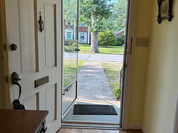 5th image of 1603 Boundary St