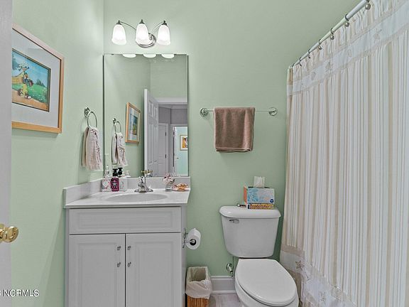 5th image of 3004 Braewood Court