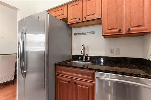520 Saint Philip St #6 — Photo 6