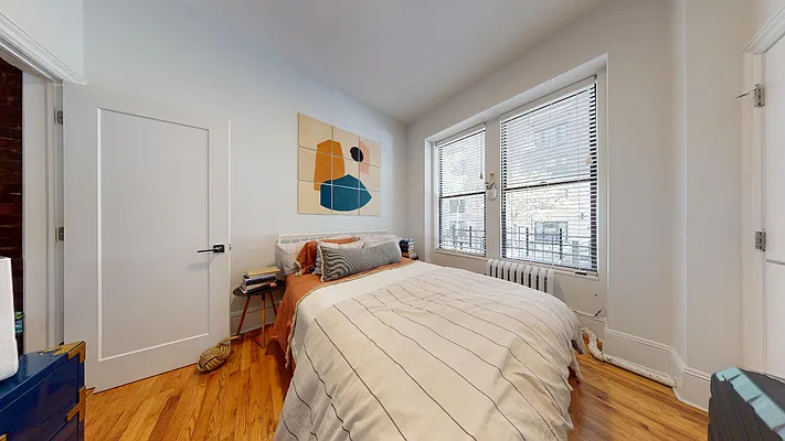 Rented by Bond New York | media 24