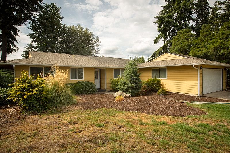 Beautiful rambler on a quiet culdesac