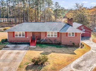 646 Freeman St, Jackson, GA 30233