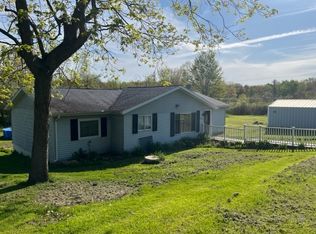 22118 Hobbs Rd, Meadville, PA 16335