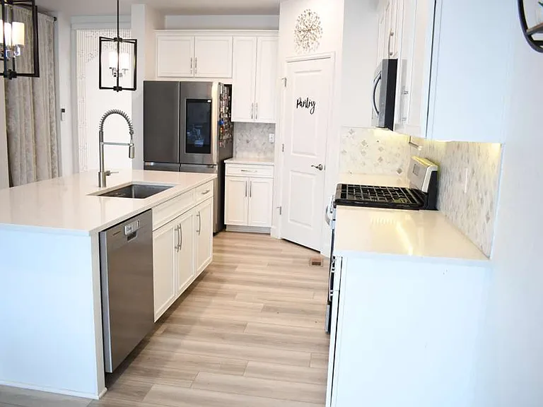 285 Silver Rock Trl — Photo 10