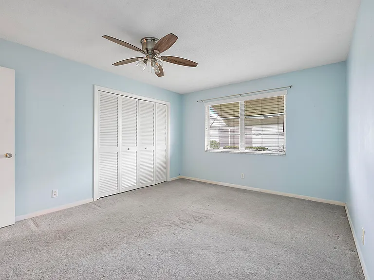 212 High Point Ter W #A — Photo 14