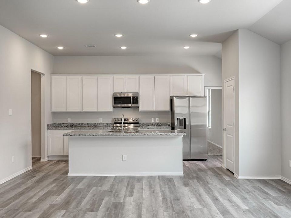 1st image of 1023 Four Fountains St