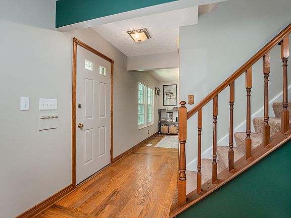 5th image of 1856 Songbird Ln