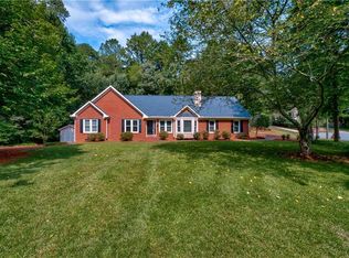 2705 Cambridge Ct, Cumming, GA 30041