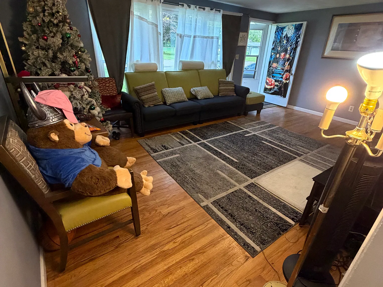 3 bed, 1248 sqft, $1,980 — Photo 3