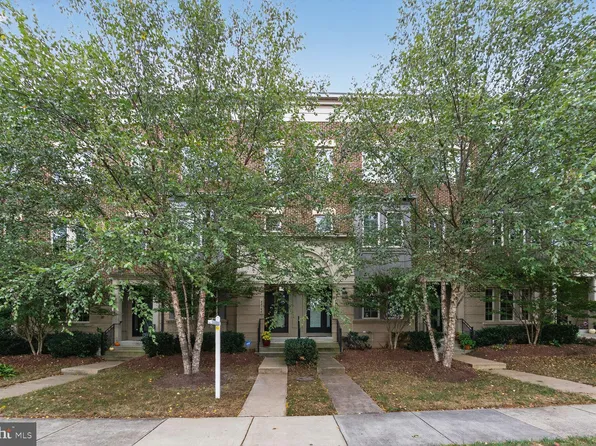 22796 Breezy Hollow Dr, Ashburn, VA 20148