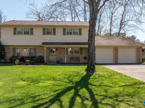 1202 Briar Hollow Trl SE, Huntsville, AL 35802