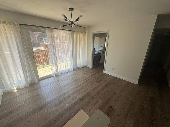 2nd image of 4294 Chateau De Ville Dr APT C