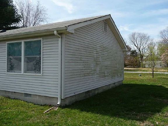 3rd image of 22203 Brinsfield Ave