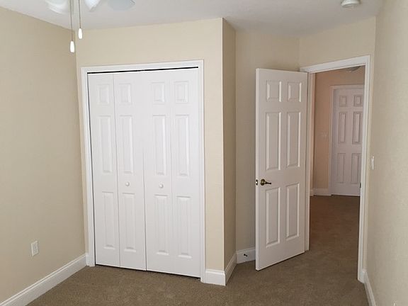 4th image of 208 King Neptune Ln