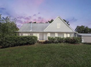 7020 Bennington Chapel Rd, Centerburg, OH 43011