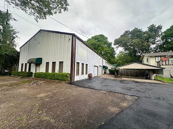 3rd image of 2209&2211 E Old Hwy #80
